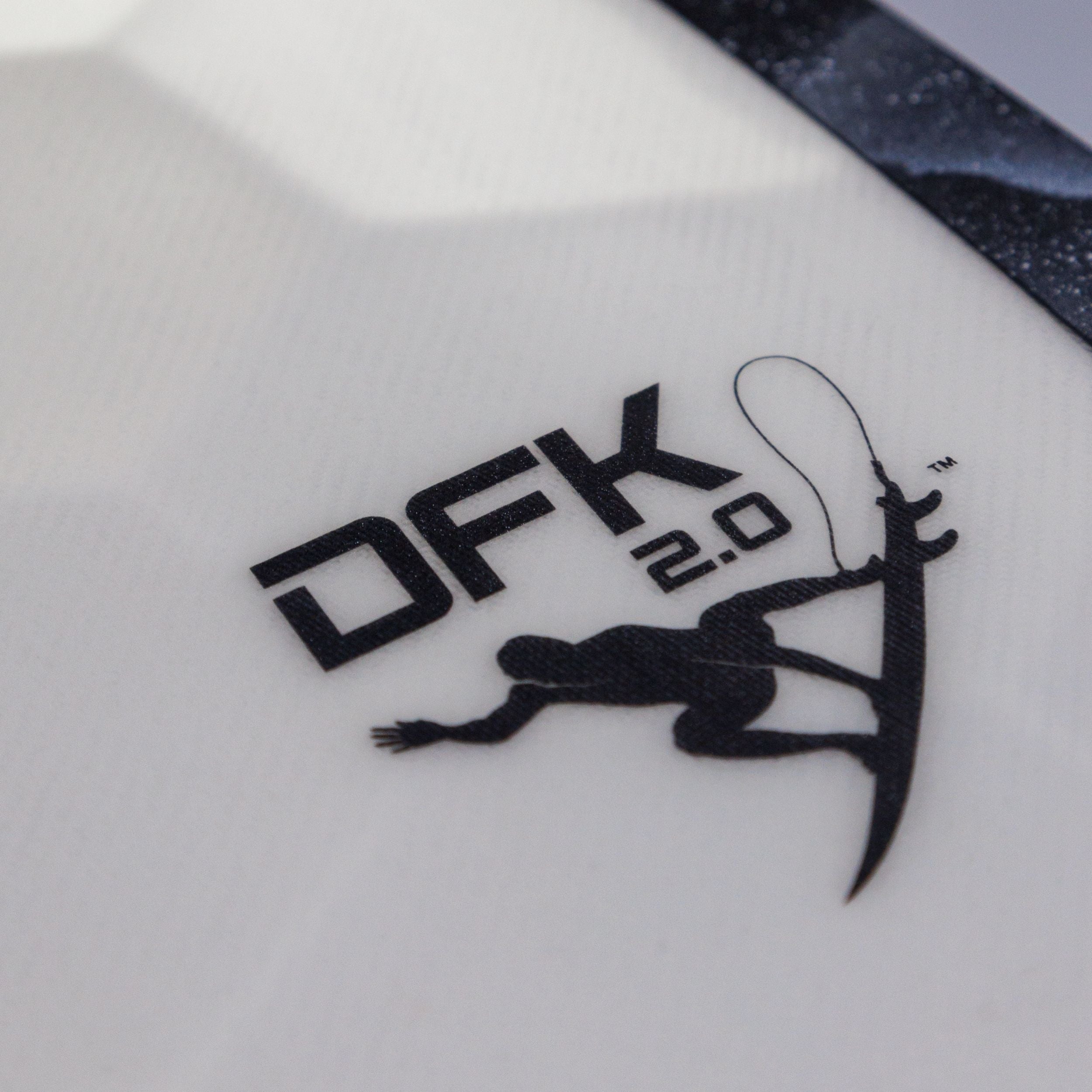Logo de la planche de surf made in France Wyve DFK