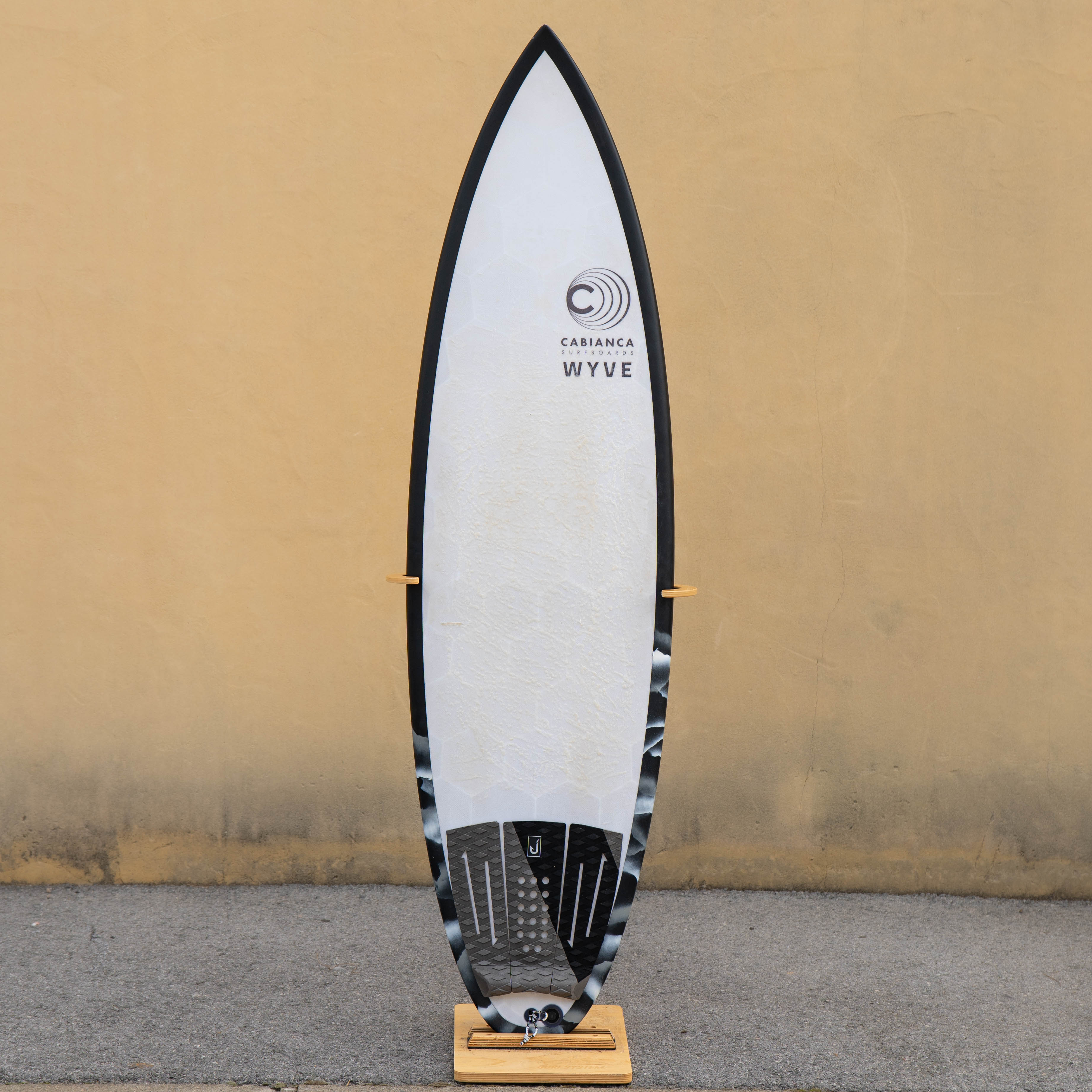planche de surf occasion wyve DFK 